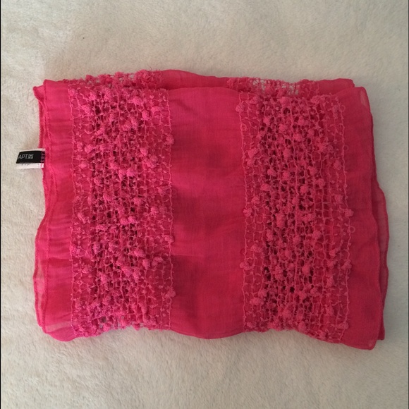 Electric pink scarf! 💕 - Picture 2 of 4